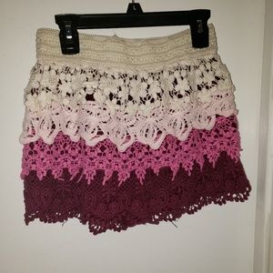 Pink ombre lace shorts